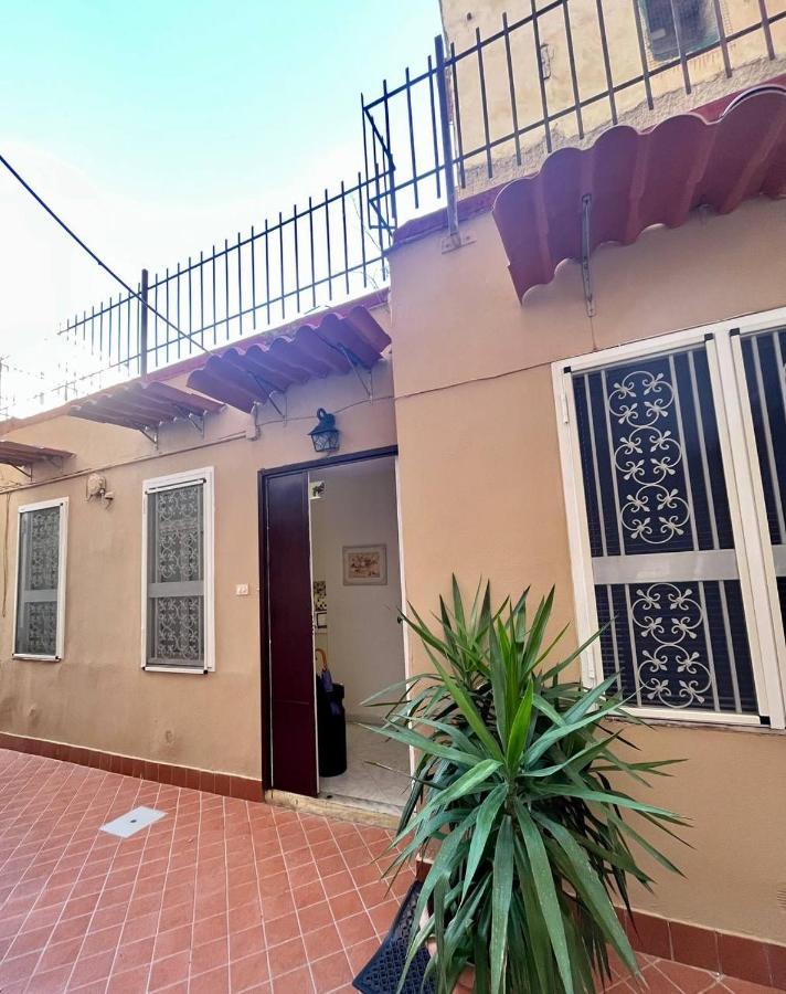 Vomero House With Free Parking 410 Cm Naples Luaran gambar